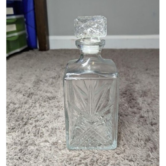 Bormiolli Rocco Dedalo Whiskey Decanter ~ Made in Italy - Picture 1 of 4